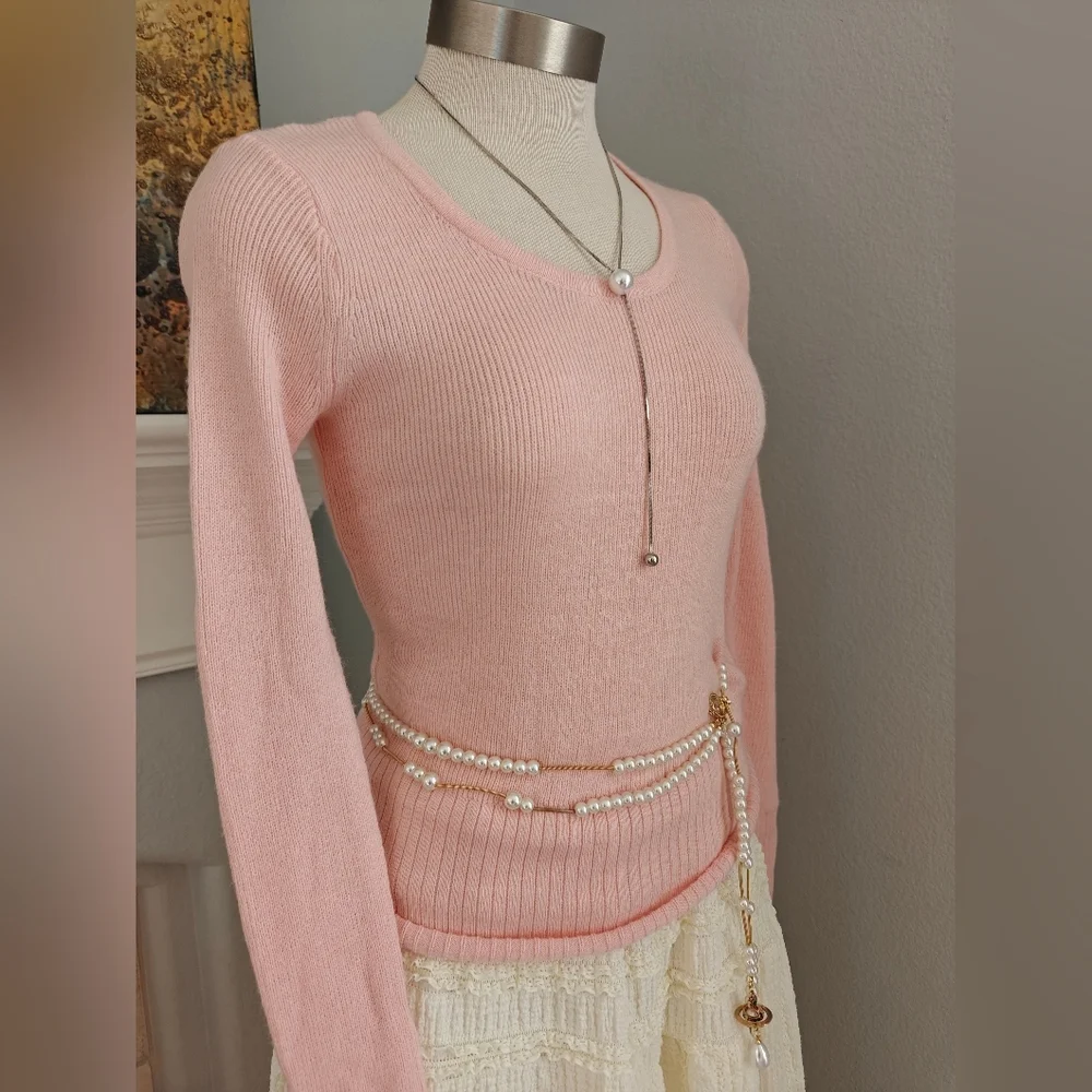 Like New Soft Pink Knit Sweater